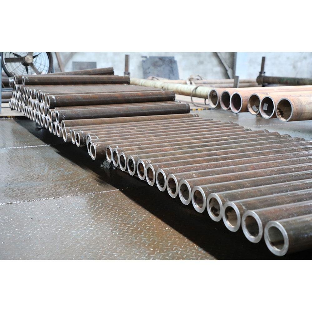 EN 10025 S235JR Black Tubes Insulation Carbon Steel Cold Drawn Precision Seamles 2
