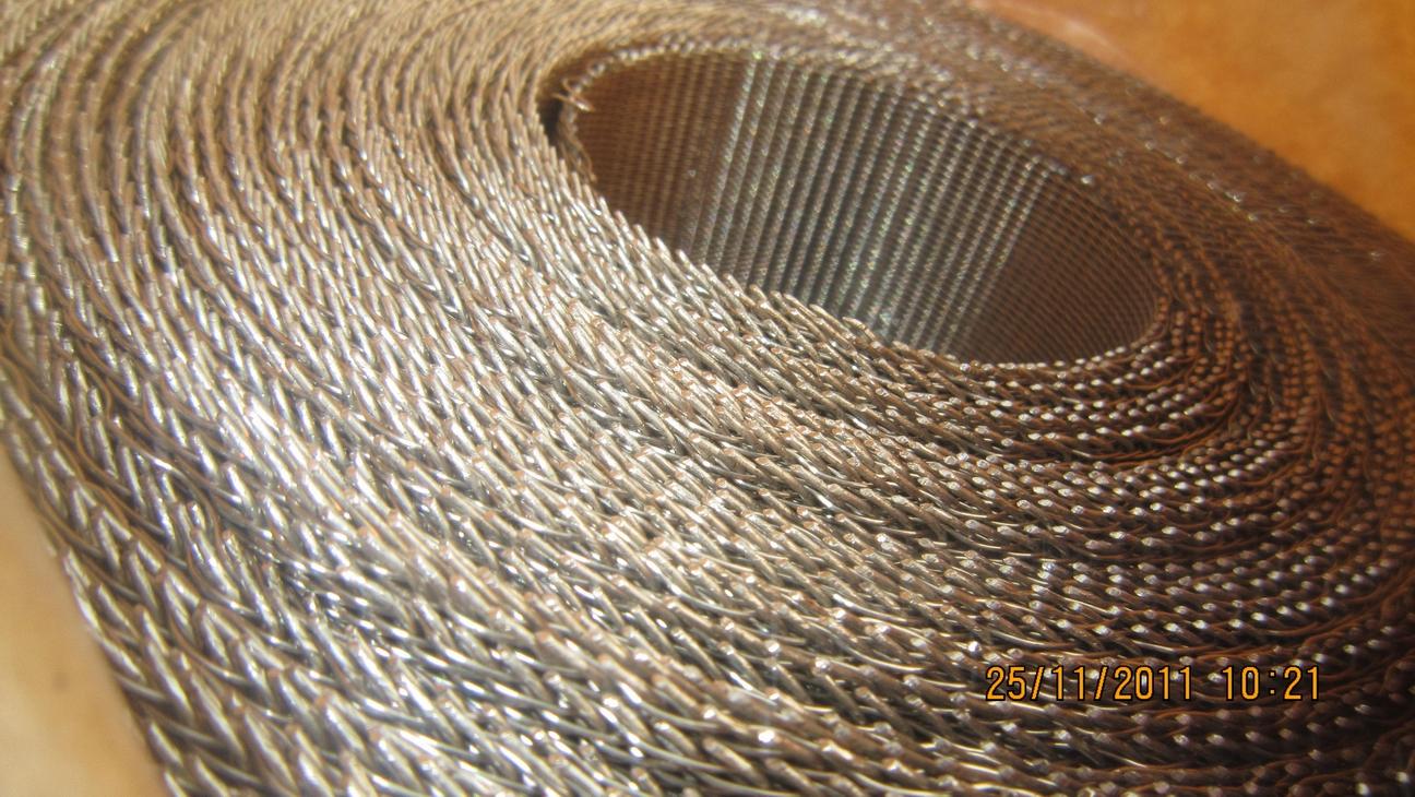 Reverse twilled micron mesh cloth 5