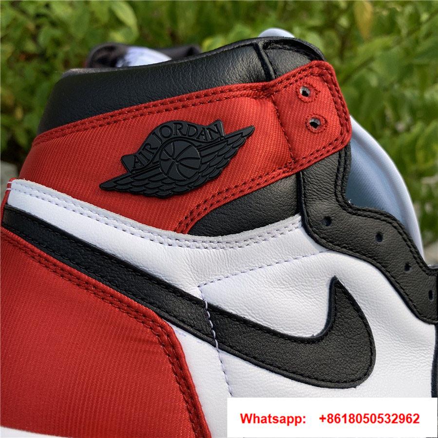 Air Jordan 1 Satin WMNS Black Toe Basketball Shoes      Sneakers 6