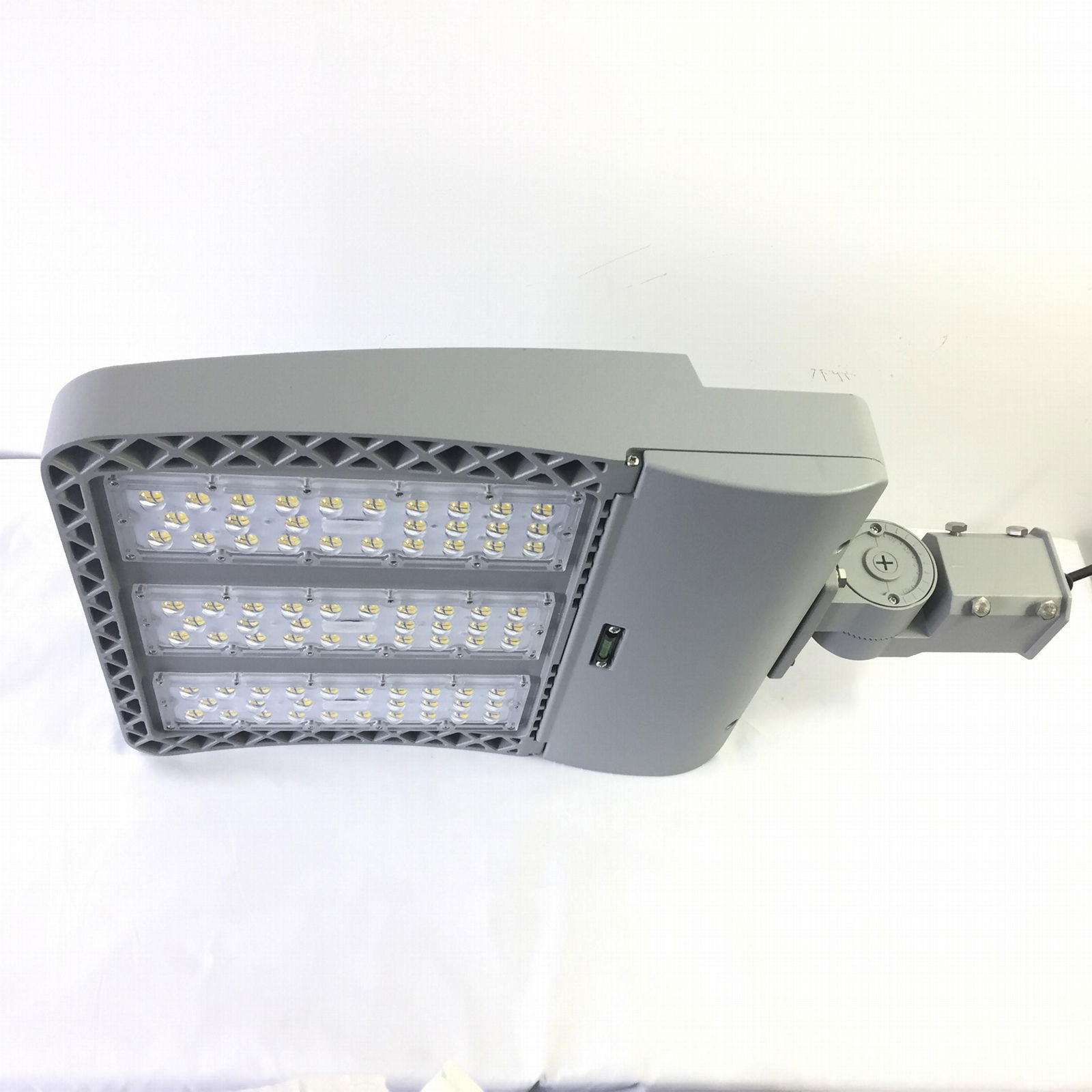 Easy Installation high pole LED shoebox light LED parking lot light ETL DLC 300w 4