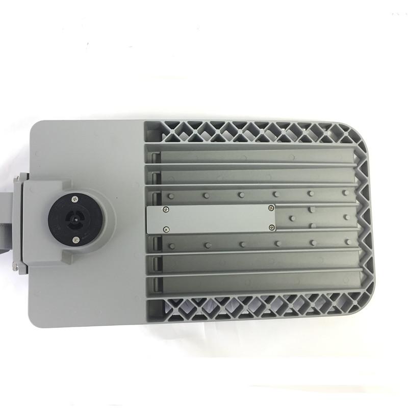 Factory direct sale high lumen ip65 60w led street light led outside pole light