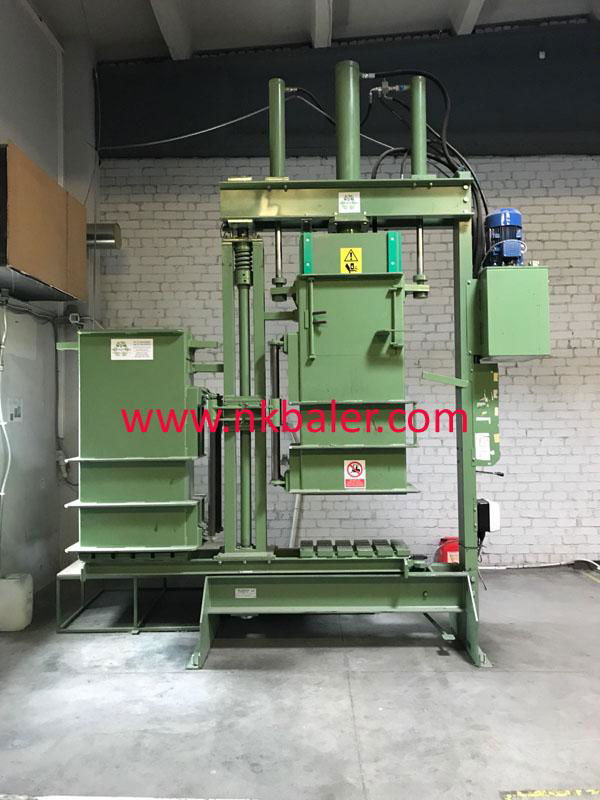 Used clothes Baling Machine
