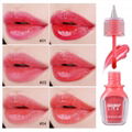 China Long-wearing greasy moisturizing lip gloss with brilliant tint supplier 3