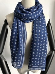 100% modal monochrome flower with border printed scarf