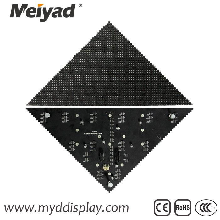 P5 Customized Triangle LED Display 336mm*475mm*240mm 2