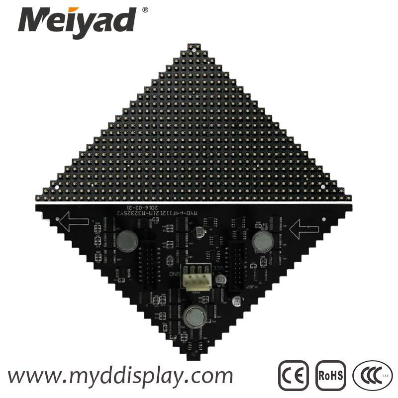 P4 Indoor Triangle LED Screen 122mm*176mm*88mm 3