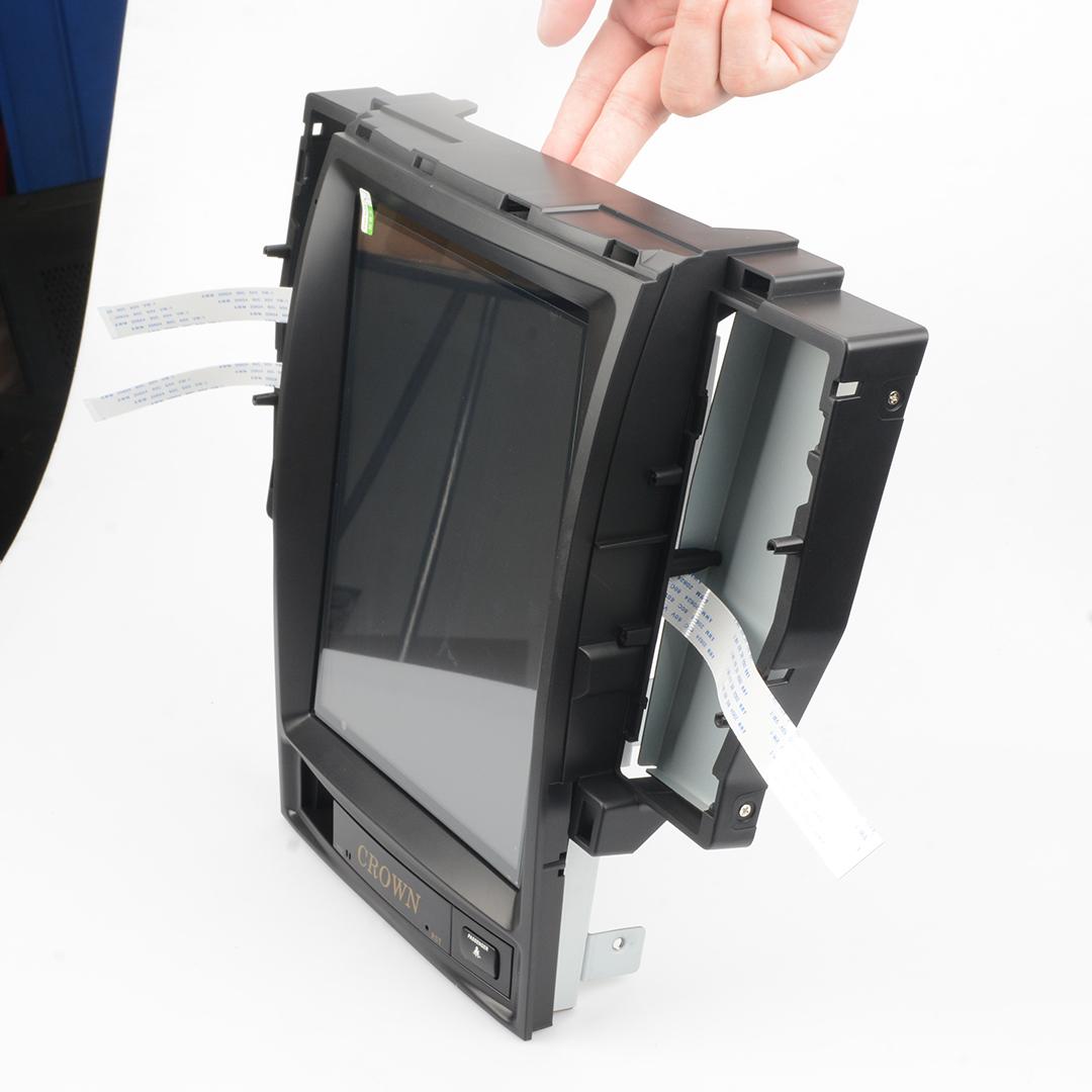 In Dash Vertical Screen 10.4 Inch Android Head Unit For Toyota Crown
