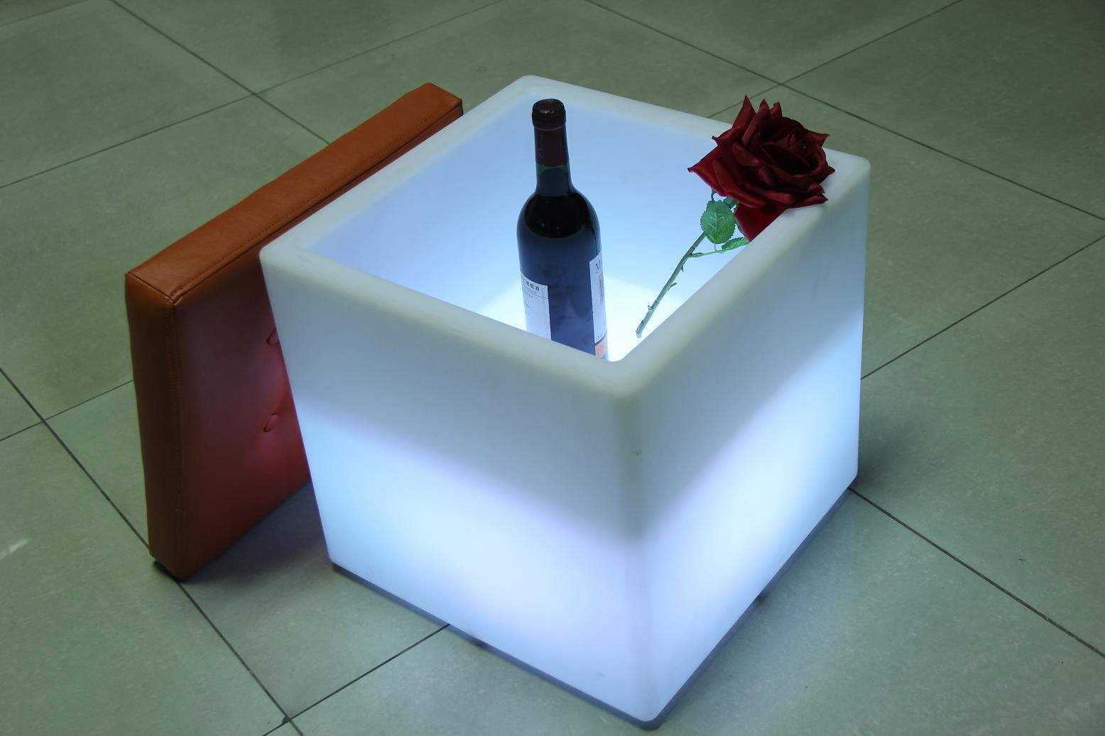 Led plastic chair table light flashing Illuminated cube follew pot 3
