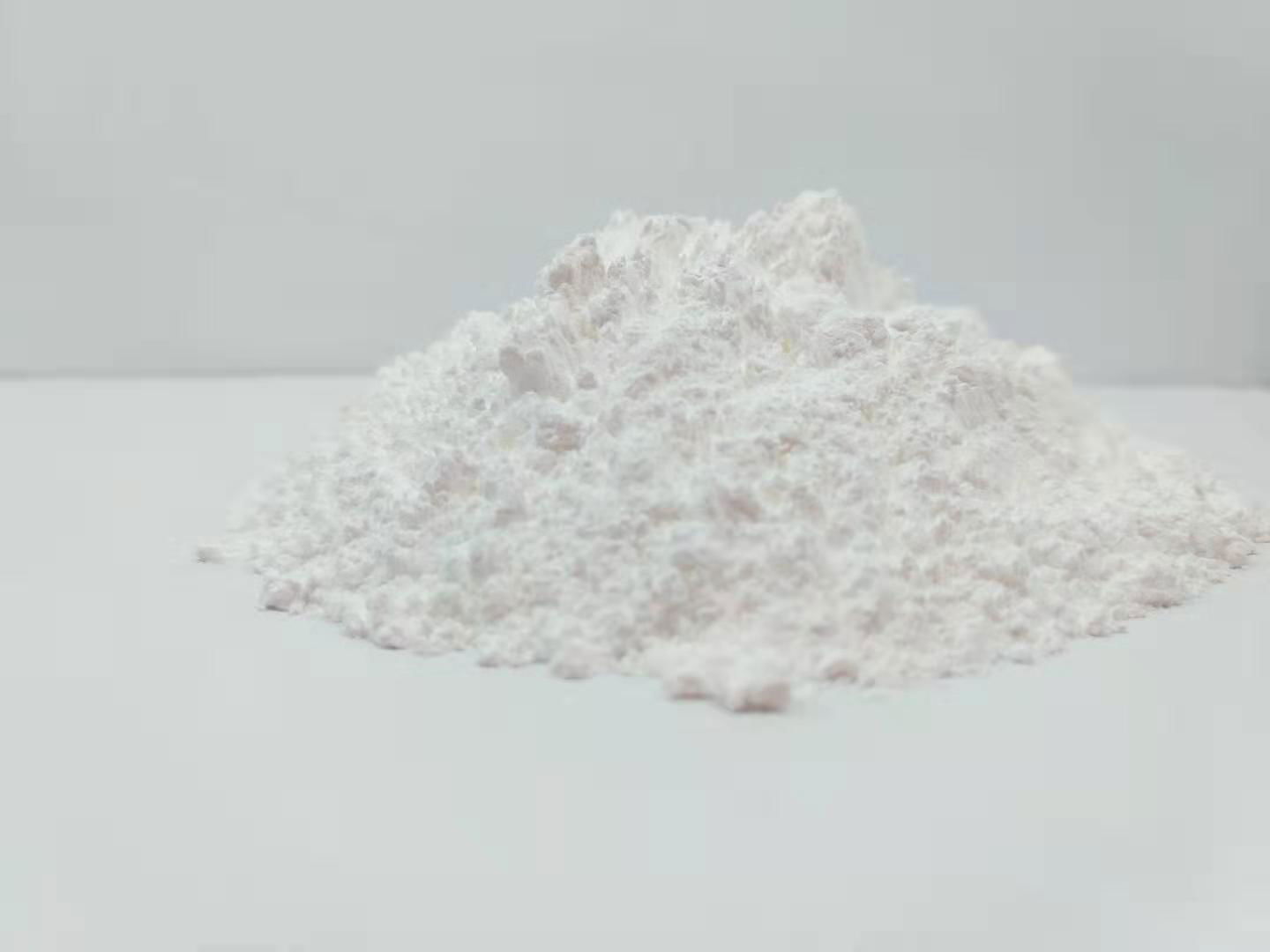 Acrylic polydisperse PMMA micropowder light diffusing agent