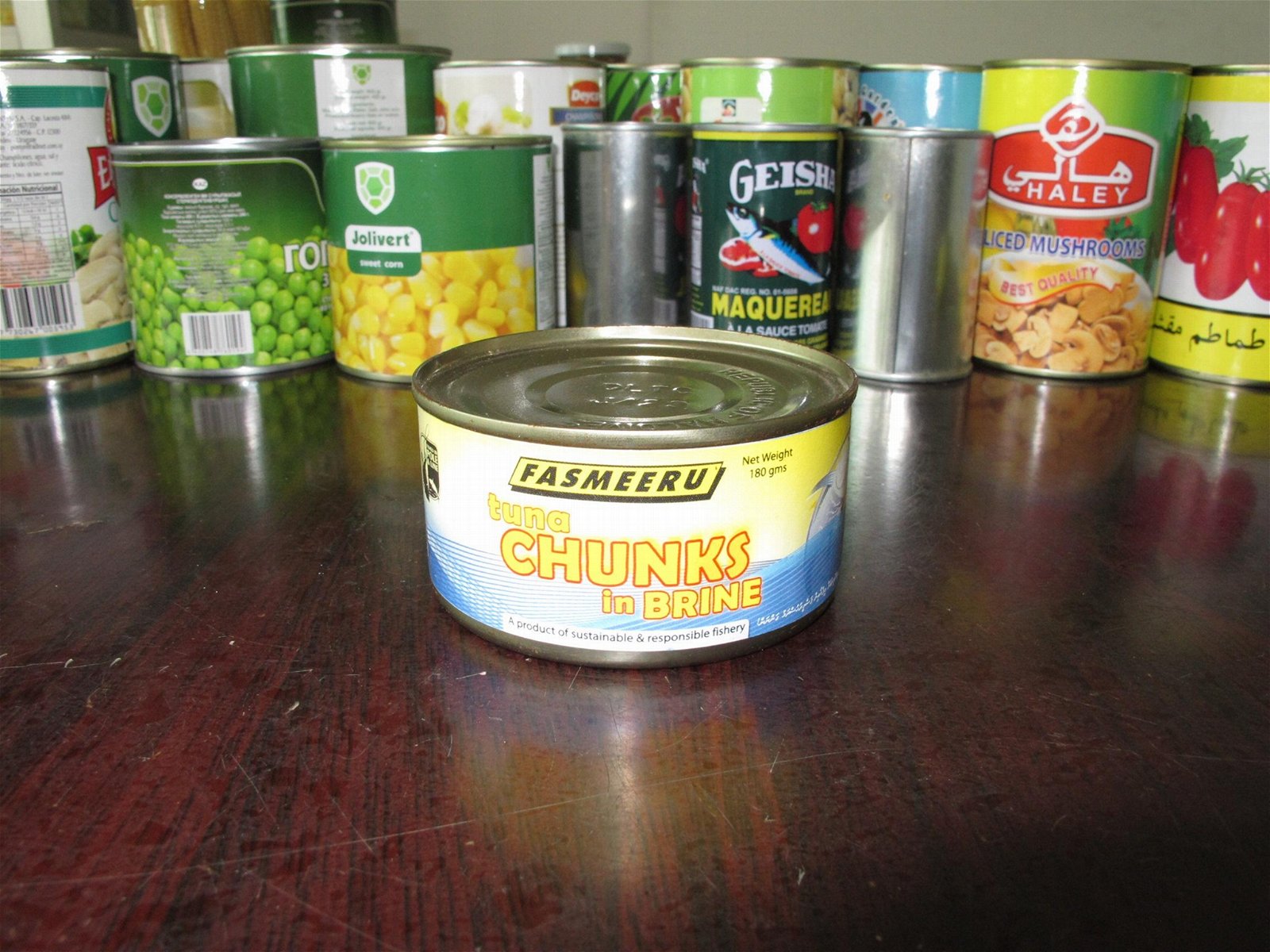 Canned Tuna in brine Preservation Instant food										 2