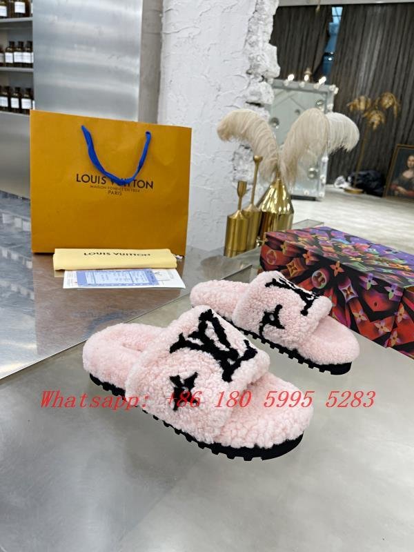 2022 Top Quality               Slippers New Women     OOL PILLOW COMFORT MULE 5