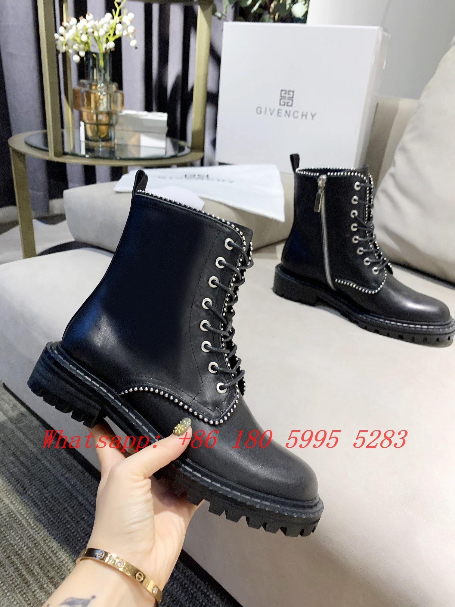 2022 Hot Sale GIVENCHY Terra boots in leather with 4G buckle women Shark Lock Biker boots