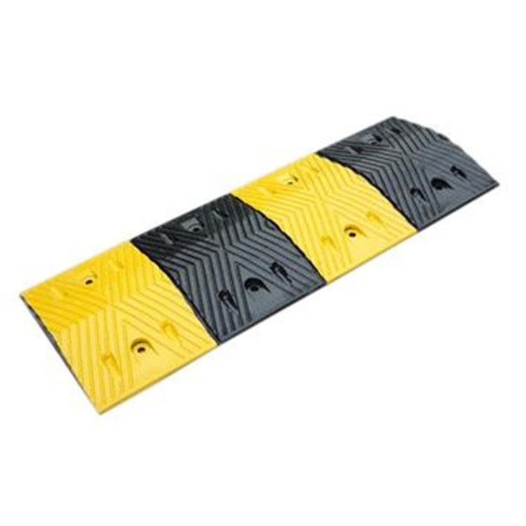 Safaty Rubber Durable Speed Bump With Wave Shaped