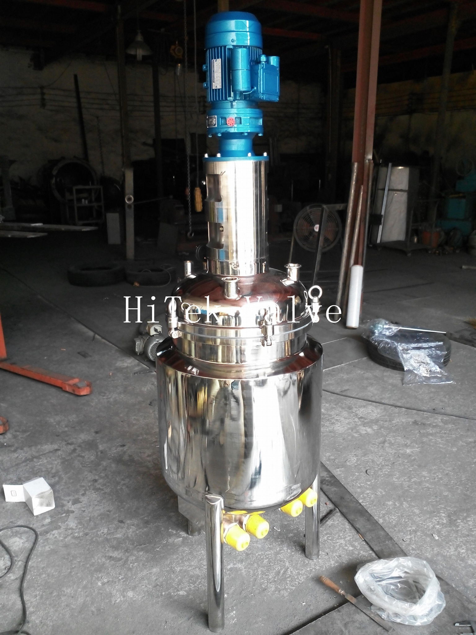 HT13 Stainless Steel Chemical Pharmaceutical Reactor Mixing Tank Equipment 5