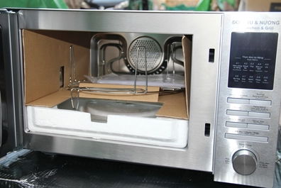 Sharp large capacity microwave oven  2