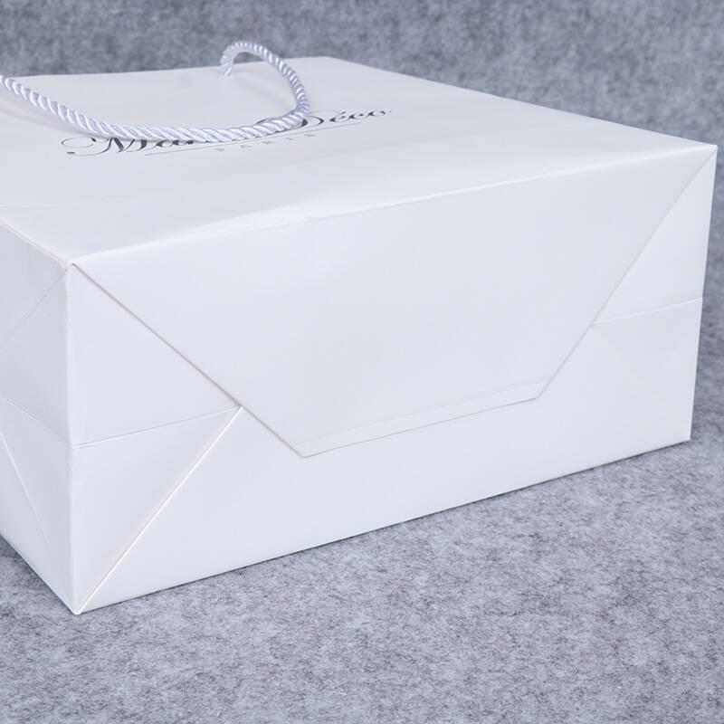 Custom cheap white gift luxury gift paper bag 2