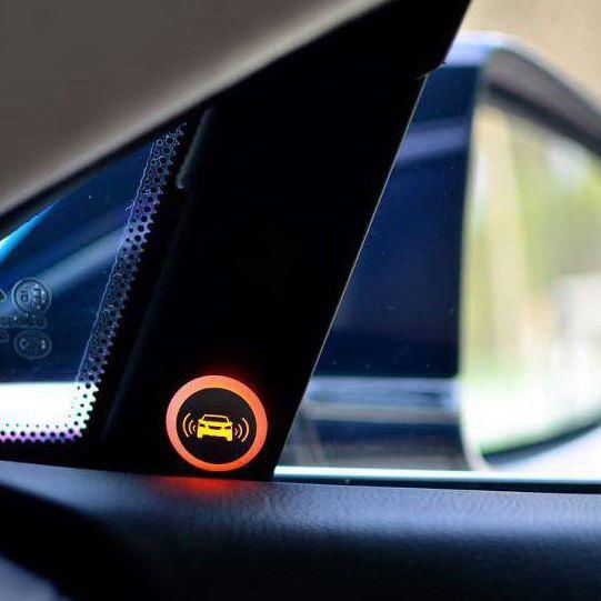 Universal Blind Spot Monitoring System For Car 2