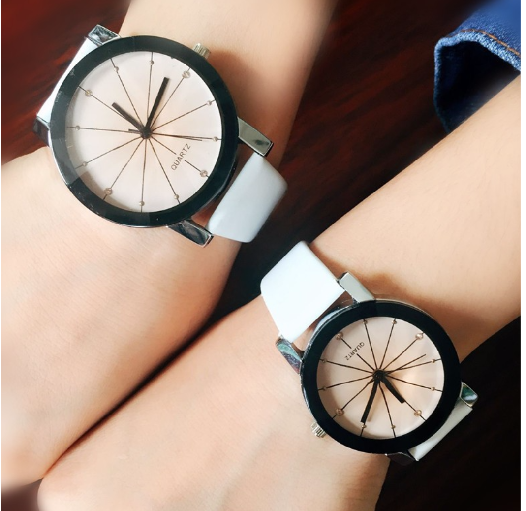 Couples watch For South Korea's new big dial men and women students watch 