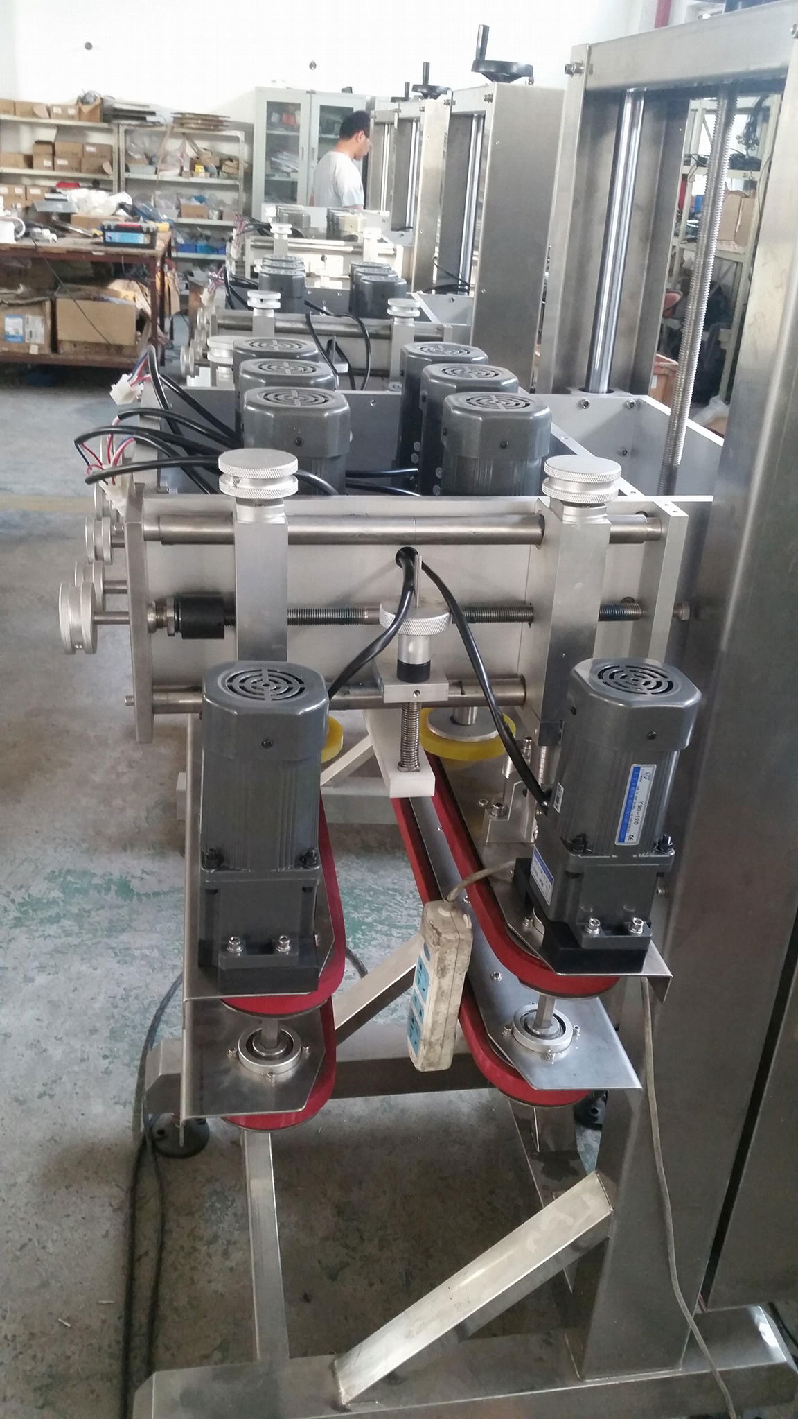 Automatic Big Bottle Capping Machine Screw Capping Machine Bottle Sealing 4