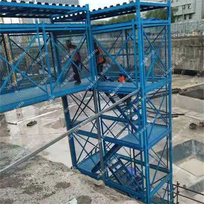 通達生產廠家推薦橋墩安全爬梯 基坑安全梯籠 3