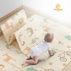 Eco-friendly Kids folding sleeping mat Waterproof padded beach Baby Playmat