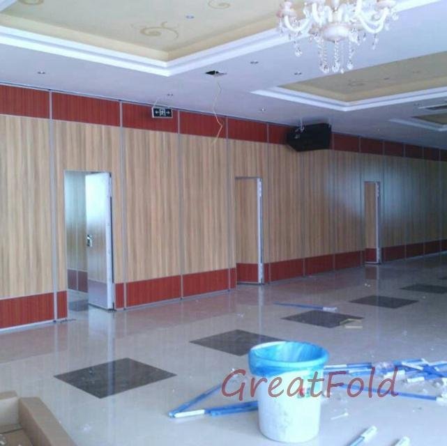 Acoustic High Partition Walls for Multi-Purpose Hall and Conference Room 4