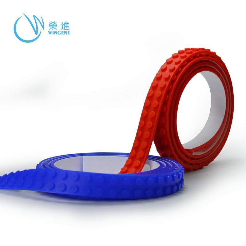 2019 Reusable Adhesive Silicone Building Brick Base Tape Toys metal toy 3