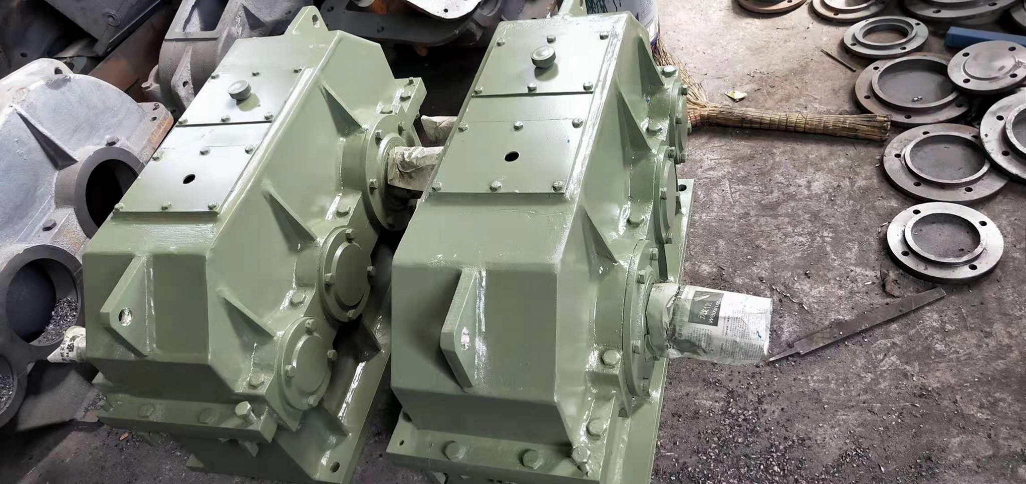 QY3D450硬齒面起重機減速機 2
