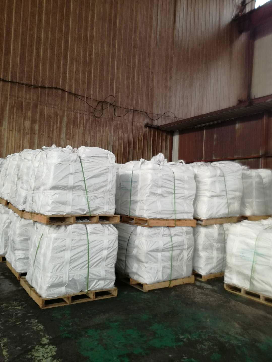 anhydrous magnesium chloride 4