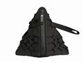 Coin bags Pyramid form with zip fastening on top 3