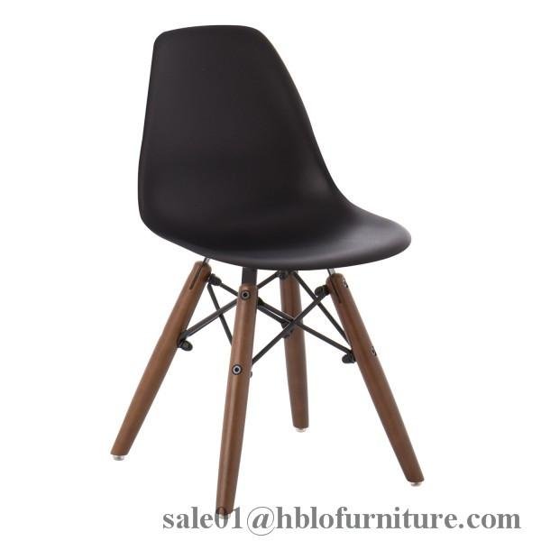 modern design plastic chair,wood legs,dining chair 2