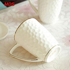 Creative water cube embossed bone china mug with gold rim and lid