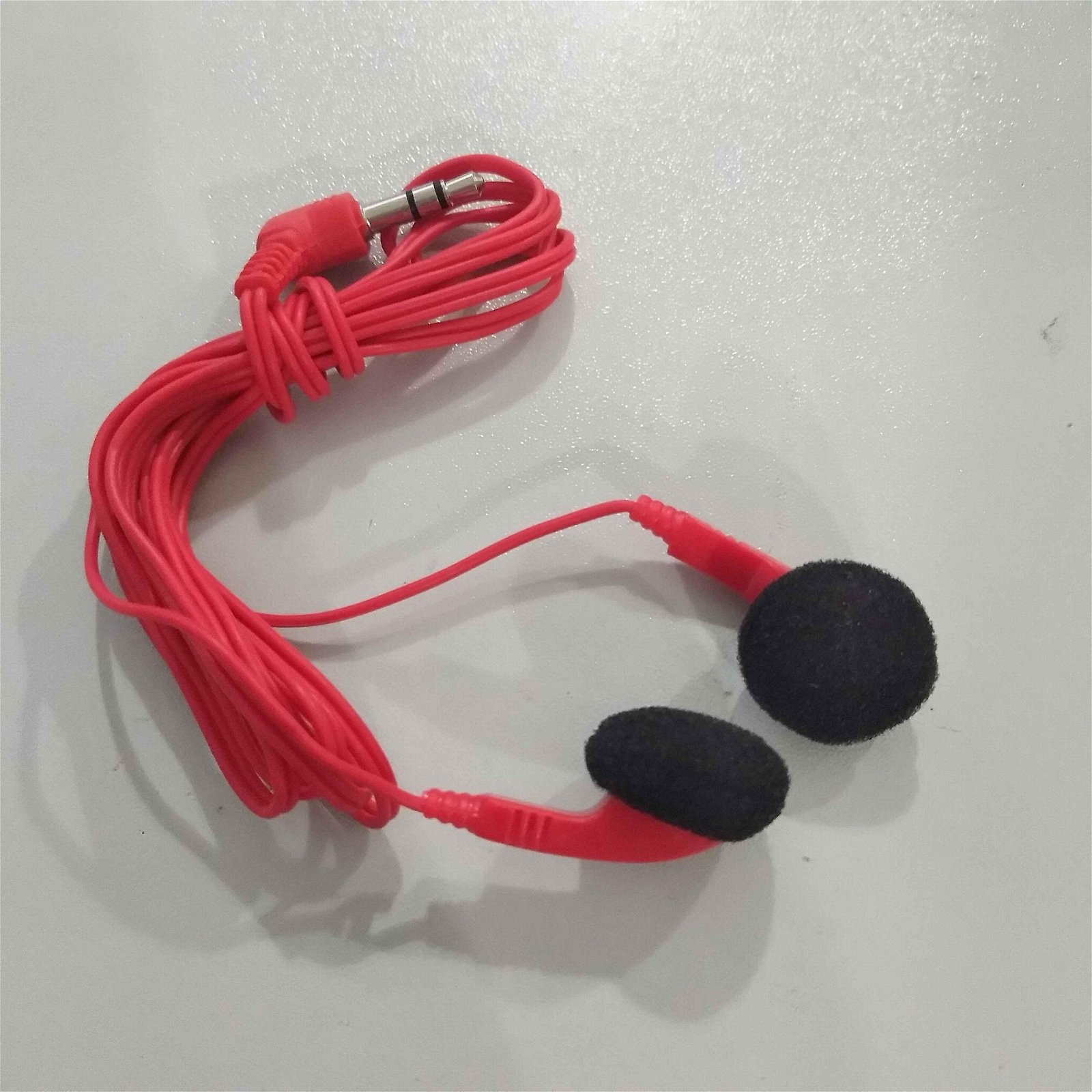 2018 new products earphone 3.5mm cheap disposable airline /bus earphone cover 3