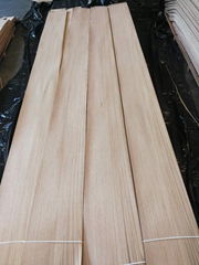 Natural North America red oak straight grain wood veeer