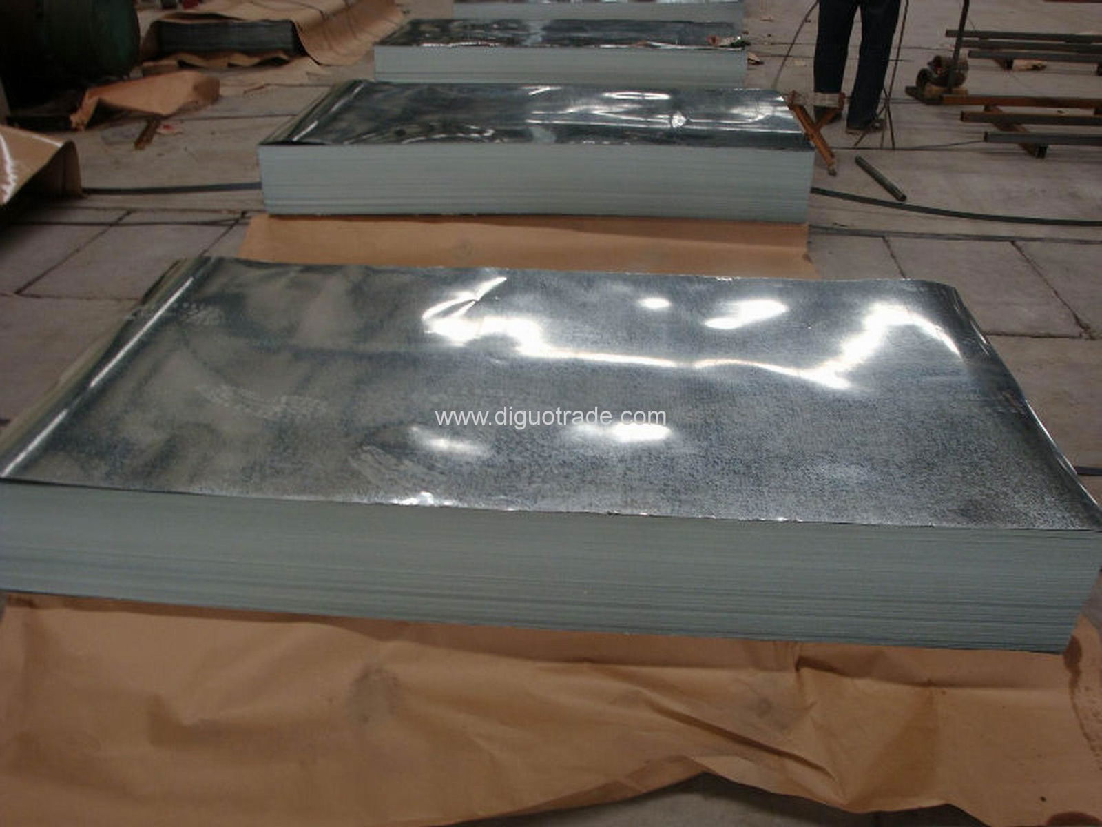 Electro galvanized steel sheet