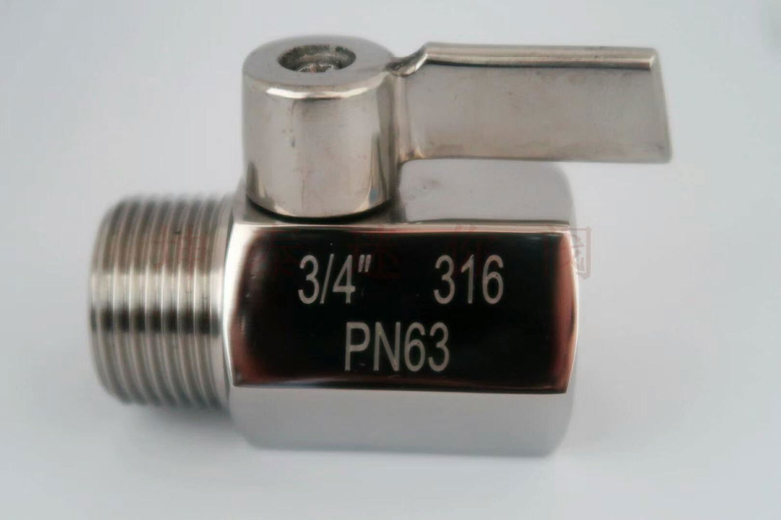 Stainless steel internal and external teeth mini ball valve 2