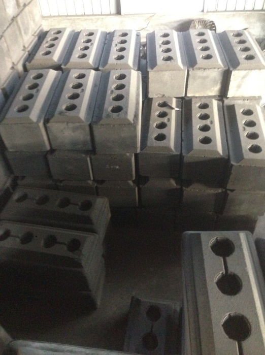 Prebaked anode carbon block for electrolytic aluminum 4