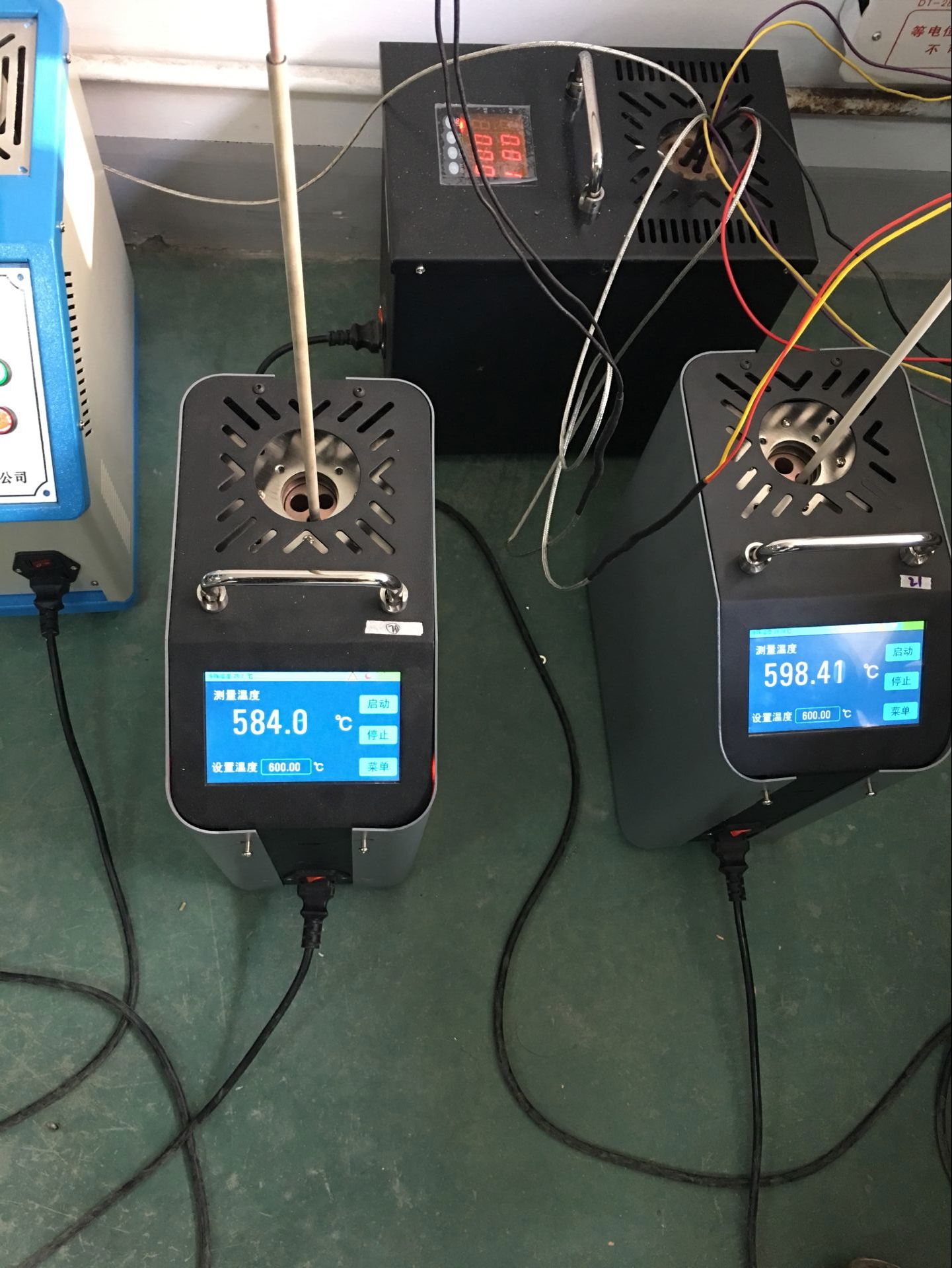 Dry type temperature calibrator 2