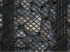 self-clean wire mesh