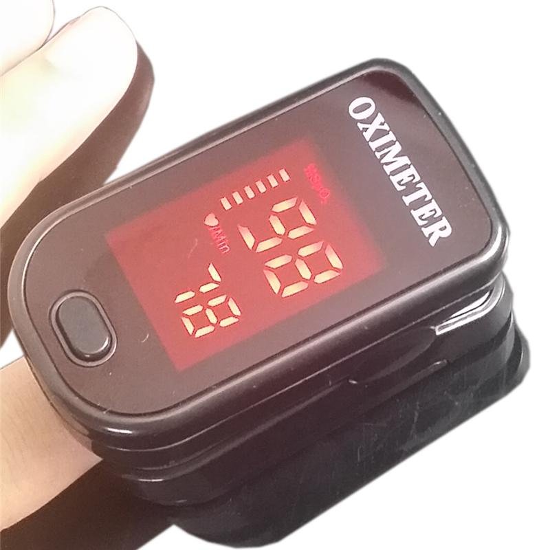 Fingertip Pulse Oximeter with CE (UN230)