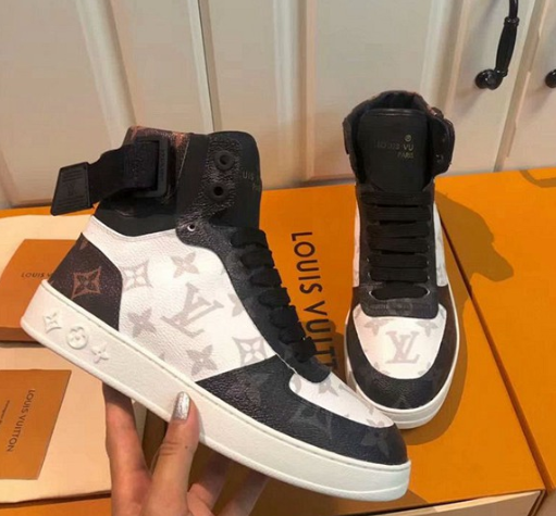     rchlight Sneaker Run alway shoes Frontrow Sneakers Rivoli Boots  17