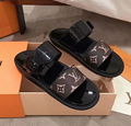 LV ESCALE LOCK IT FLAT MULE BOM DIA LOUIS VUITTON LOCK IT SUNBATH SLIDES