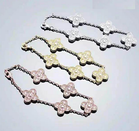 Van cleef & arpels necklaces and pendants van bracelets ring earring  13
