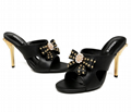         Palazzo stiletto pump with an iconic status         sandal mule  3