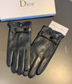 wholesale Gucci golves real leather fashion furry fingered gloves mittens mitts
