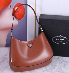 cleo Re-Edition 1995 brushed-leather medium handbag Emblème       bag