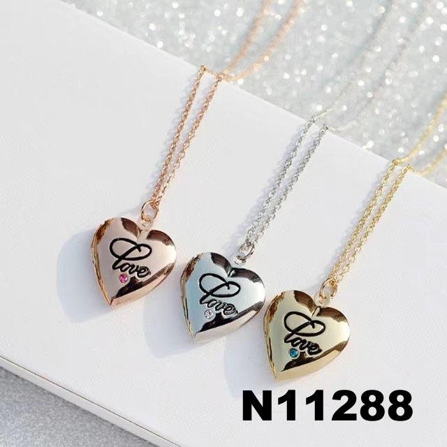 custom fashion I love you letters engraved metal pendant necklace 4