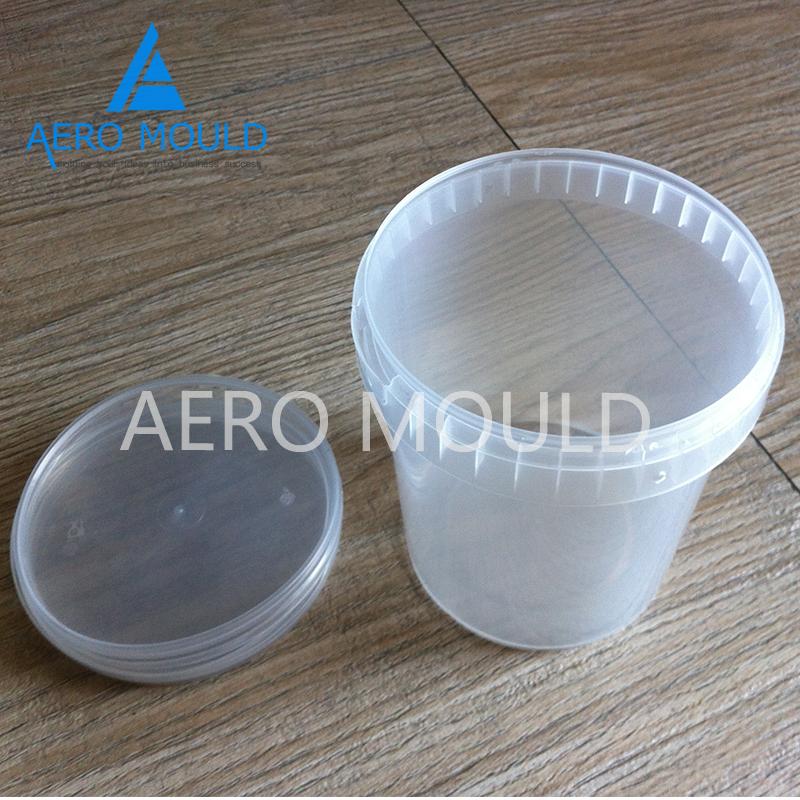 Thin-walled plastic container bucket mould 3