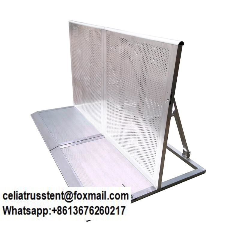 Metal stage barricades with best price  3