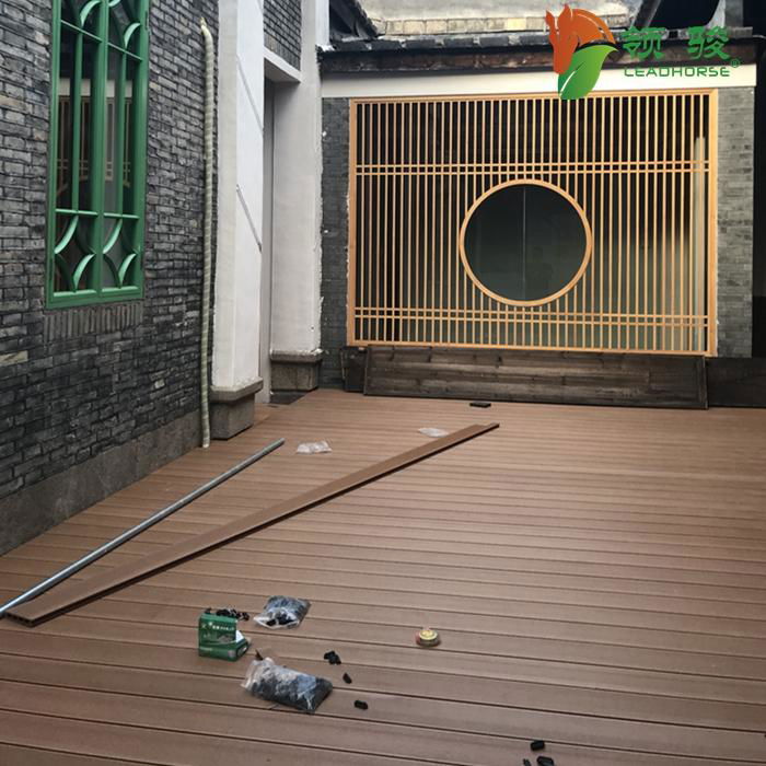 140*25mm WPC Outdoor Decking 2